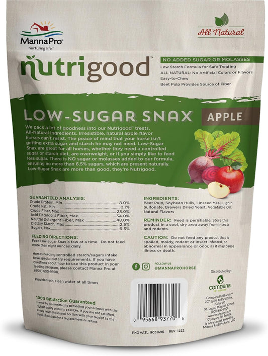 Manna Pro NutriGood Low-Sugar Apple Snax Horse Treats, All-Natural, No Added Sugar or Molasses, Low-Starch Formula, Ideal for Horses with Metabolic Needs, 4 lb Bag