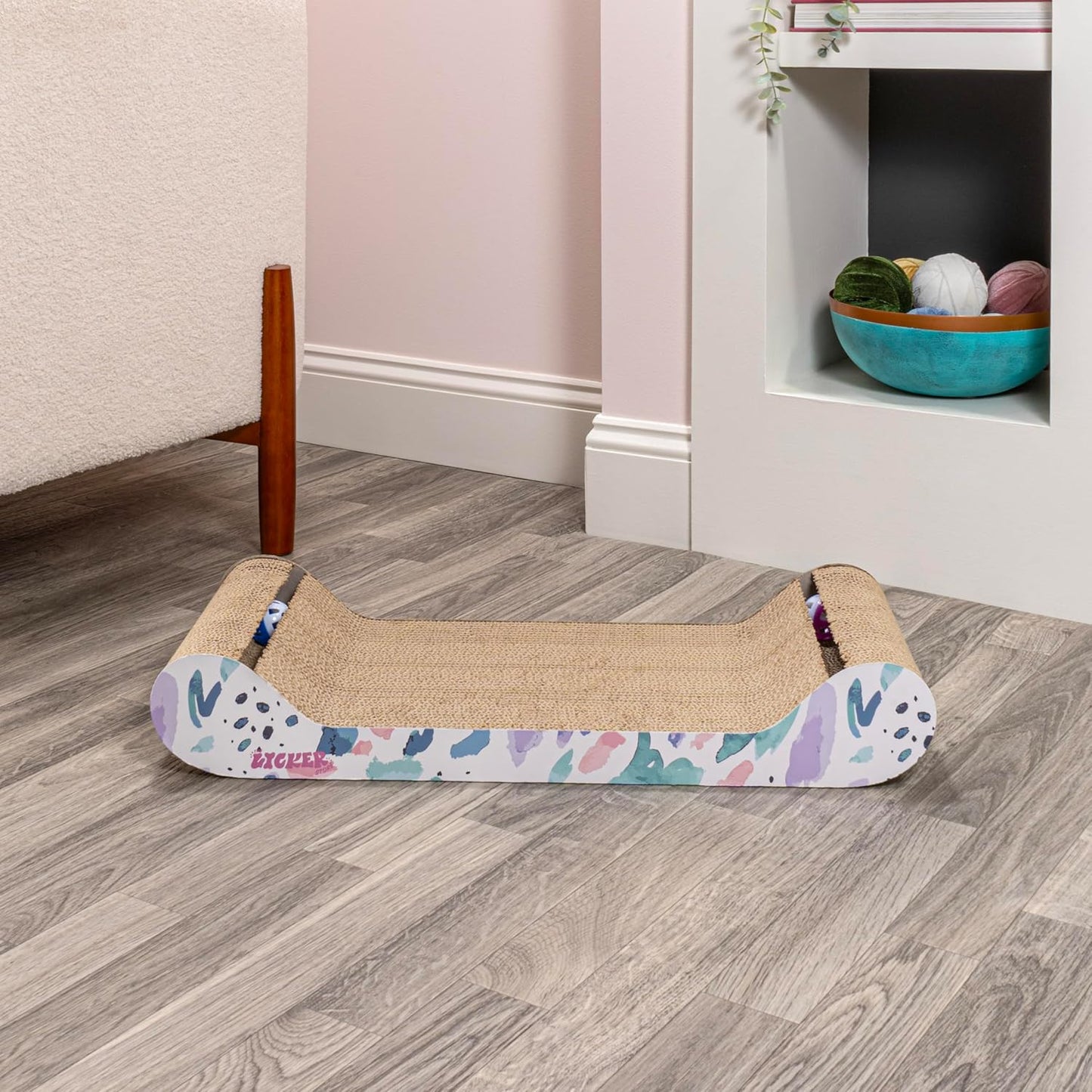 CSR1003A Rini 23.75" Modern Cardboard Lounge Bed Cat Scratcher with Built-in Bell Toys and Catnip, White/Multi