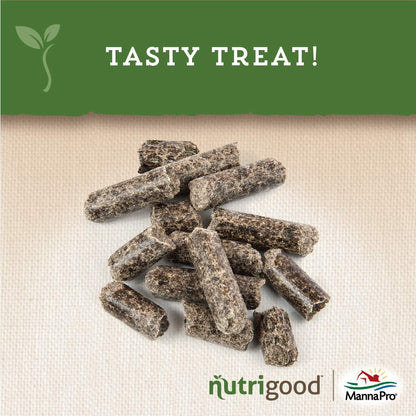 Manna Pro NutriGood Low-Sugar Apple Snax Horse Treats, All-Natural, No Added Sugar or Molasses, Low-Starch Formula, Ideal for Horses with Metabolic Needs, 4 lb Bag